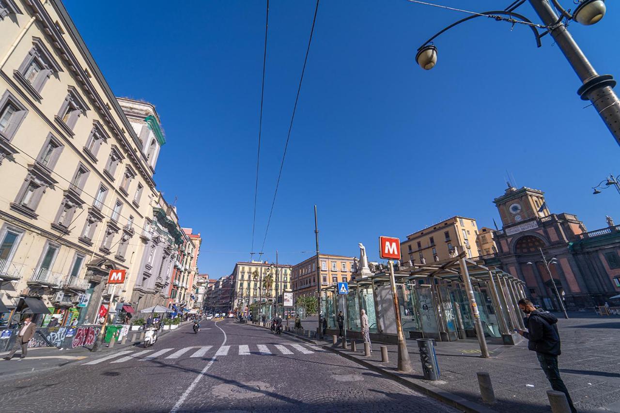 Le 4 Stagioni Dante'S Suites H Napoli Centro, By Clapa Group Exterior photo