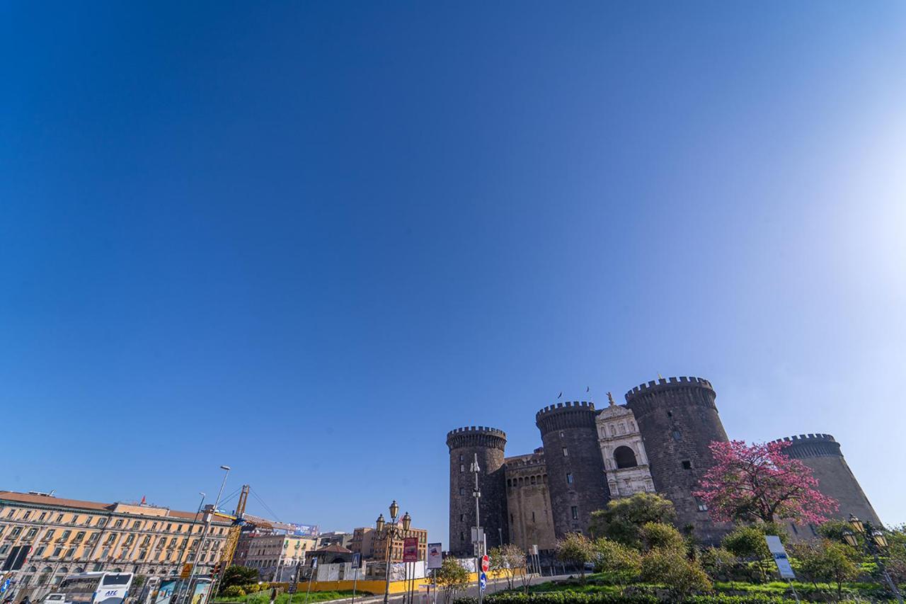 Le 4 Stagioni Dante'S Suites H Napoli Centro, By Clapa Group Exterior photo
