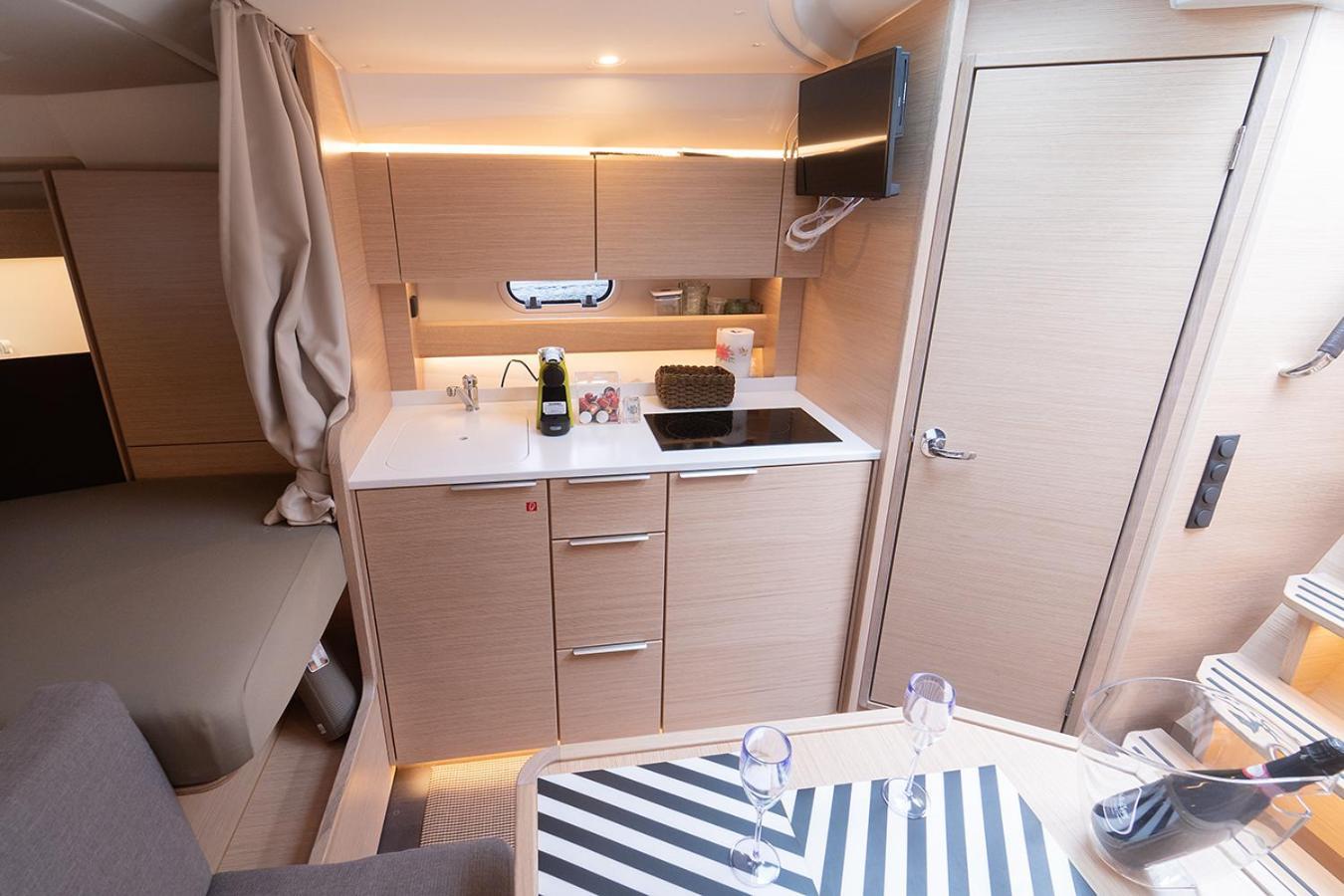 Le 4 Stagioni Dante'S Suites H Napoli Centro, By Clapa Group Room photo