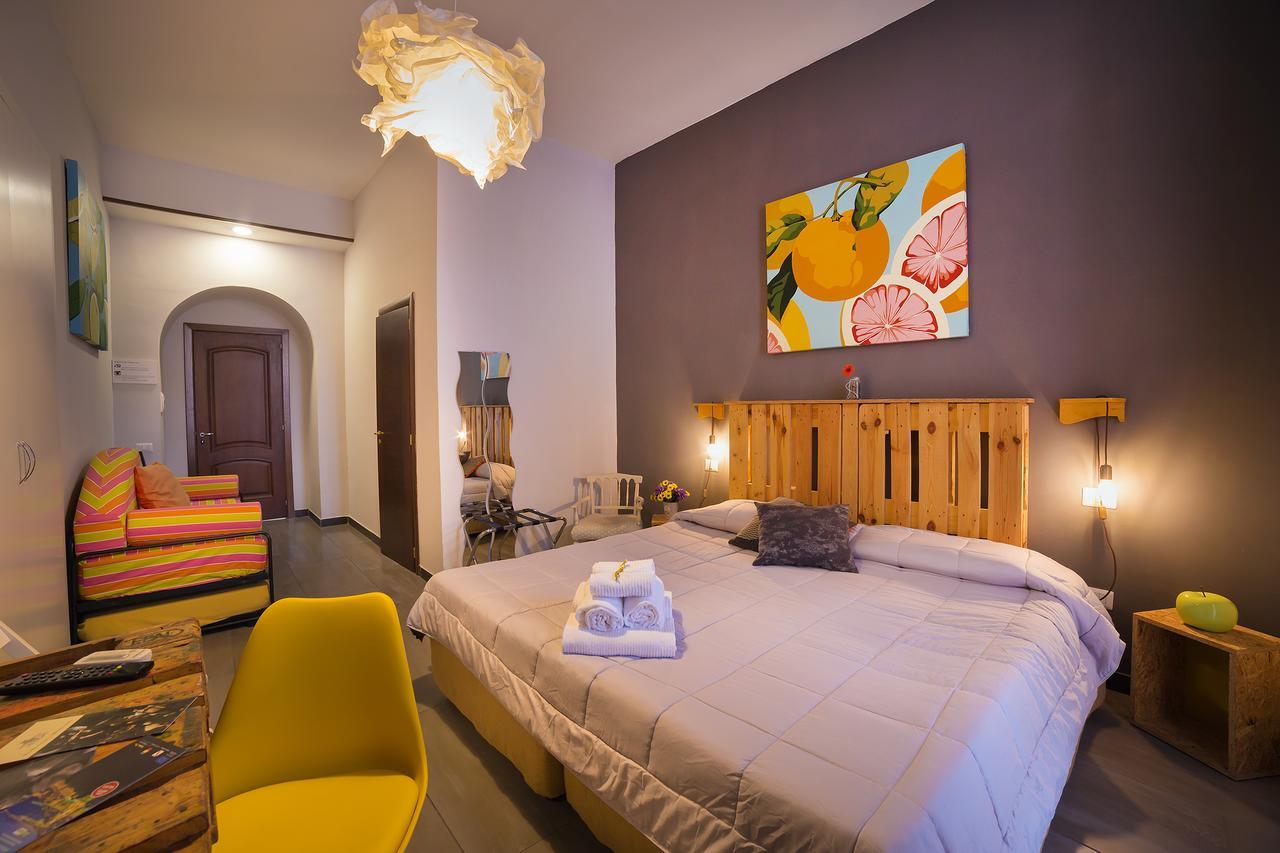 Le 4 Stagioni Dante'S Suites H Napoli Centro, By Clapa Group Exterior photo
