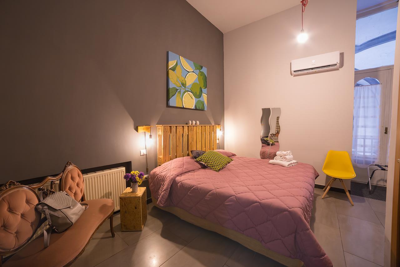 Le 4 Stagioni Dante'S Suites H Napoli Centro, By Clapa Group Exterior photo