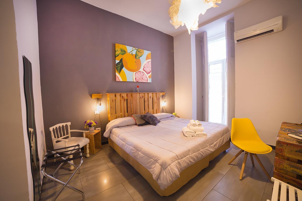 Le 4 Stagioni Dante'S Suites H Napoli Centro, By Clapa Group Exterior photo