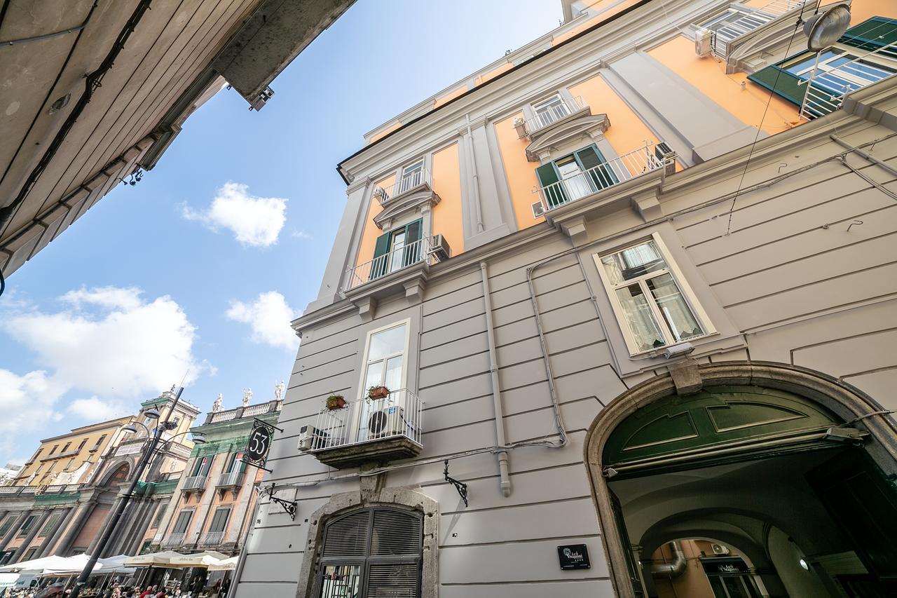 Le 4 Stagioni Dante'S Suites H Napoli Centro, By Clapa Group Exterior photo